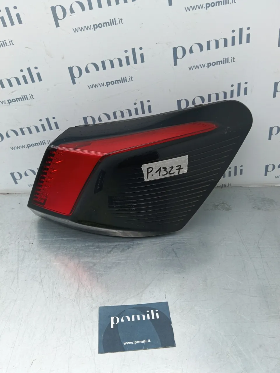 Pomili Fanaleria Peugeot 3008 fanale posteriore destro 9810477080 usato