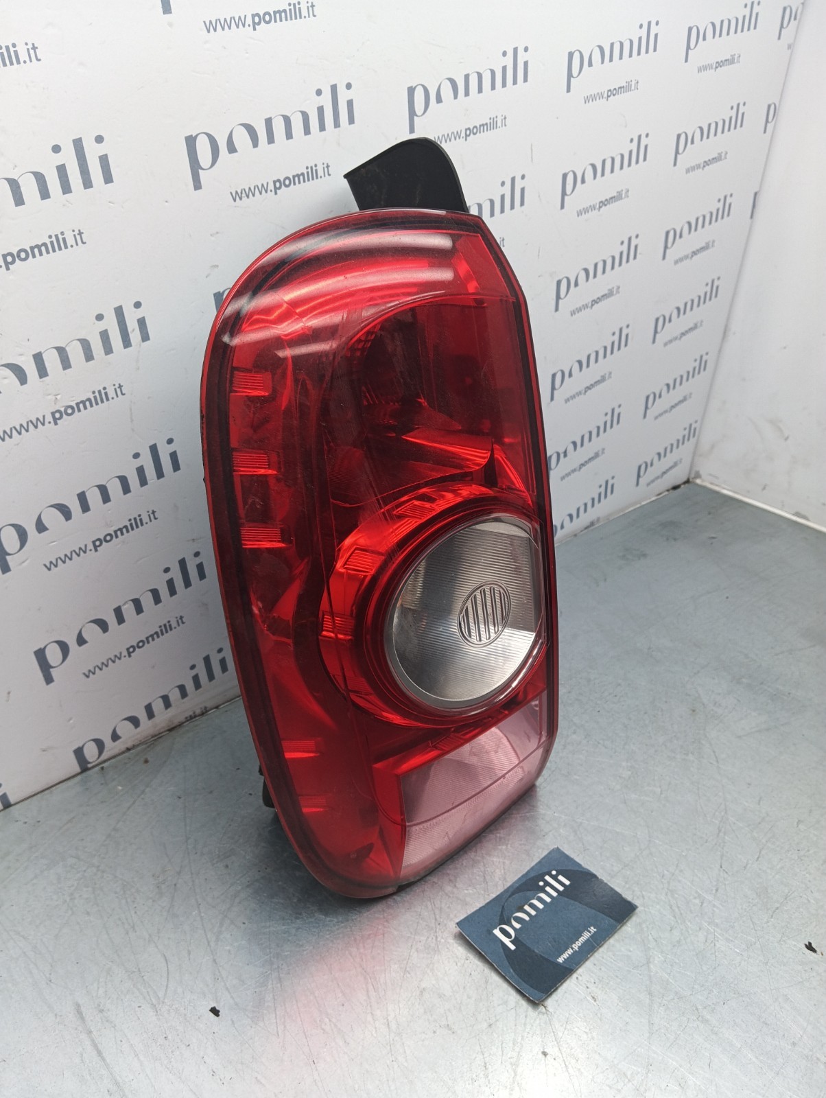 Pomili Fanaleria Dacia Duster fanale sinistro usato