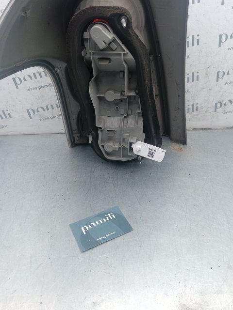 Pomili Fanaleria Toyota Corolla Verso 03/04-12/09 fanale posteriore destro