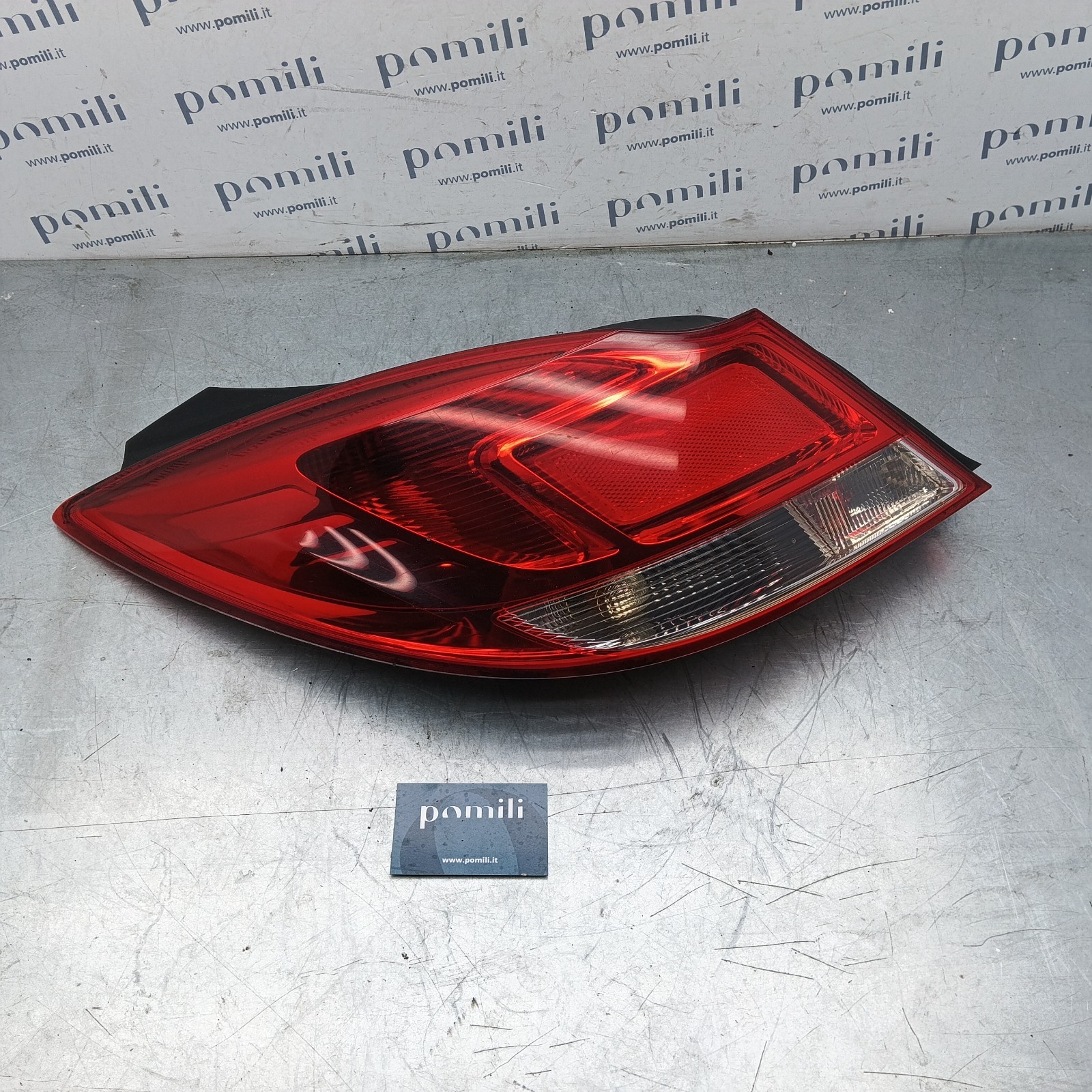 Pomili Fanaleria Opel Insignia A fanale posteriore sinistro usato