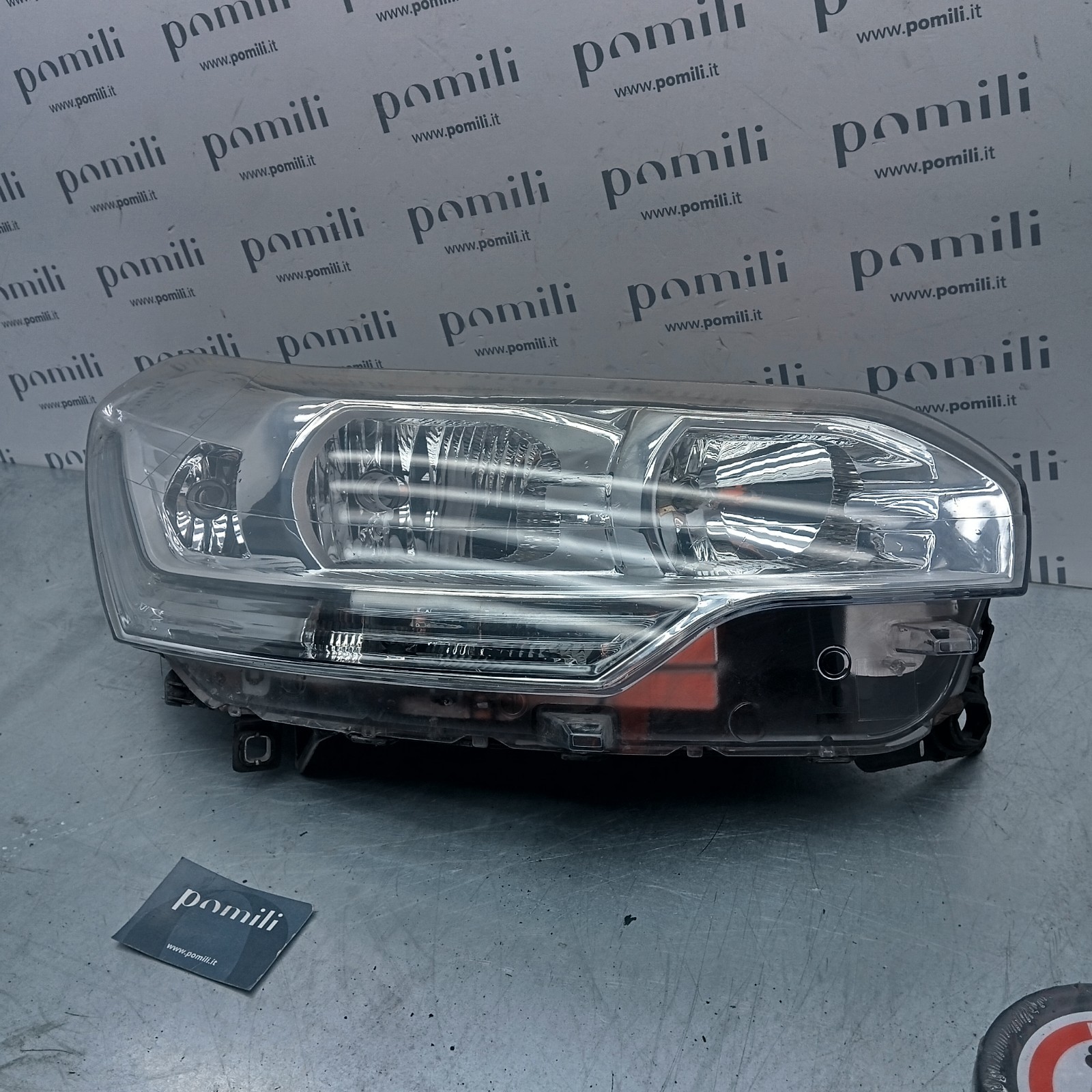 Pomili Fanaleria Citroen C5 III 552-1139RMLD-M faro anteriore destro usato