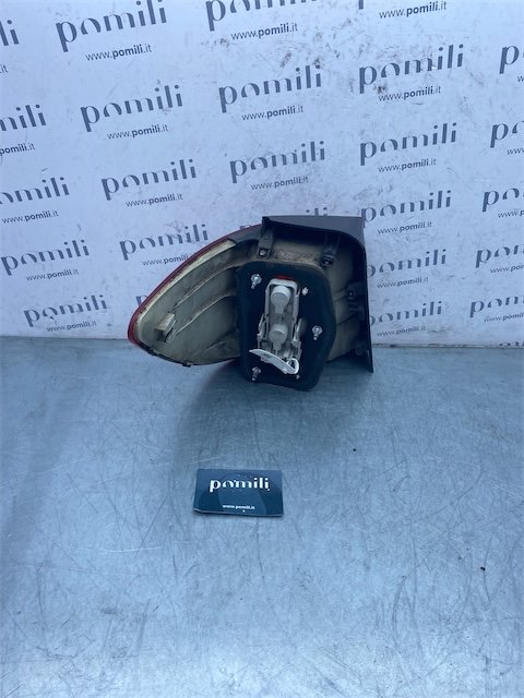 Pomili Fanaleria Mercedes-Benz Classe B T245 fanale posteriore destro