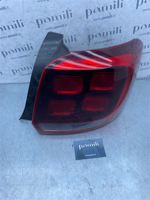 Pomili Fanaleria Dacia Sandero 2a Serie fanale posteriore destro