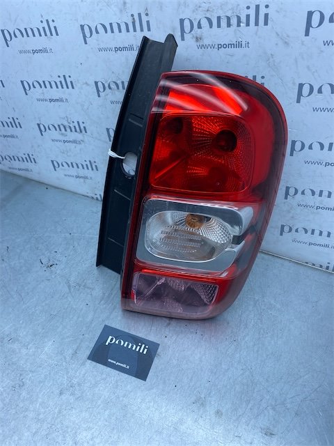 Pomili Fanaleria Fanale posteriore destro Dacia Duster 10/13–12/18