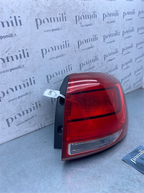 Pomili Fanaleria Kia Sportage 3ª Serie fanale posteriore esterno destro