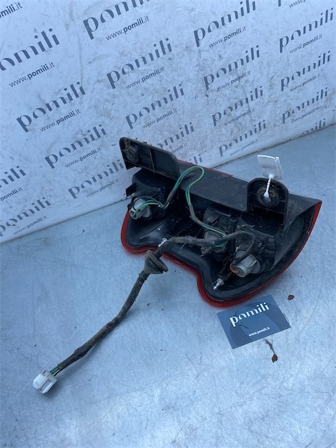 Pomili Fanaleria Fanale posteriore DX NISSAN NV200 (M20) destro