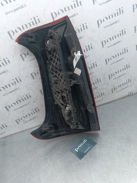 Pomili Fanaleria Fanale posteriore destro Fiat Panda Van 33 usato