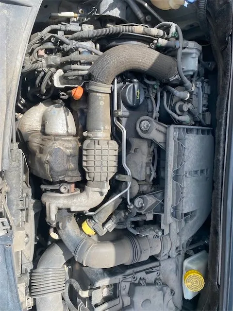 Pomili Motore e cambio con supporti Citroën C3 2a Serie (A51) motore semicompleto
