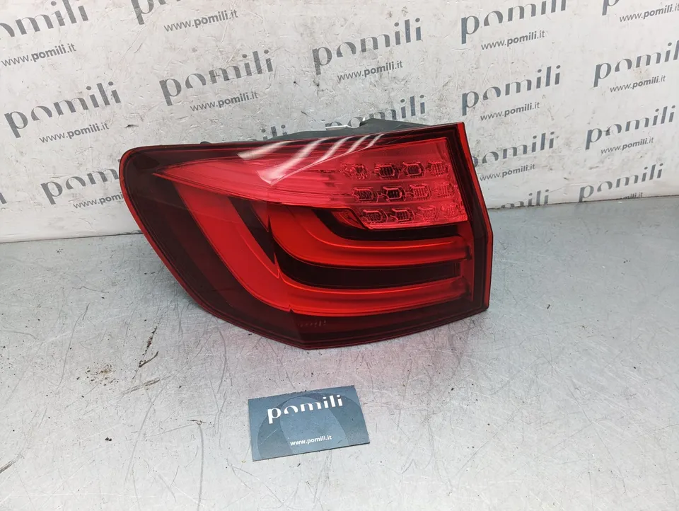 Pomili Fanaleria BMW 520D F11 Touring (2013-2017) 89505492 fanale LED sinistro usato