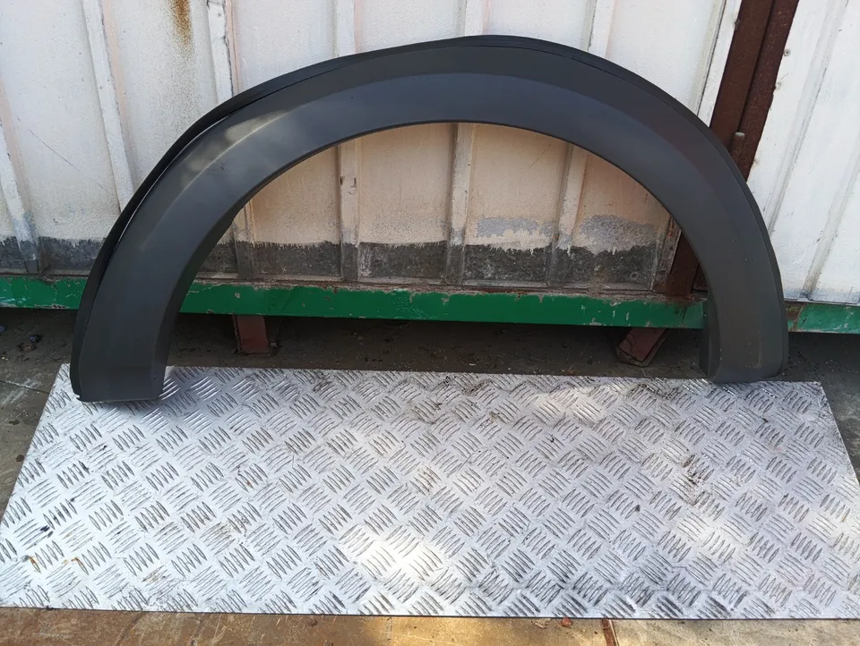 Pomili Lamierati esterni Copertura posteriore destra passaruota Ford Transit BK3129066AJW