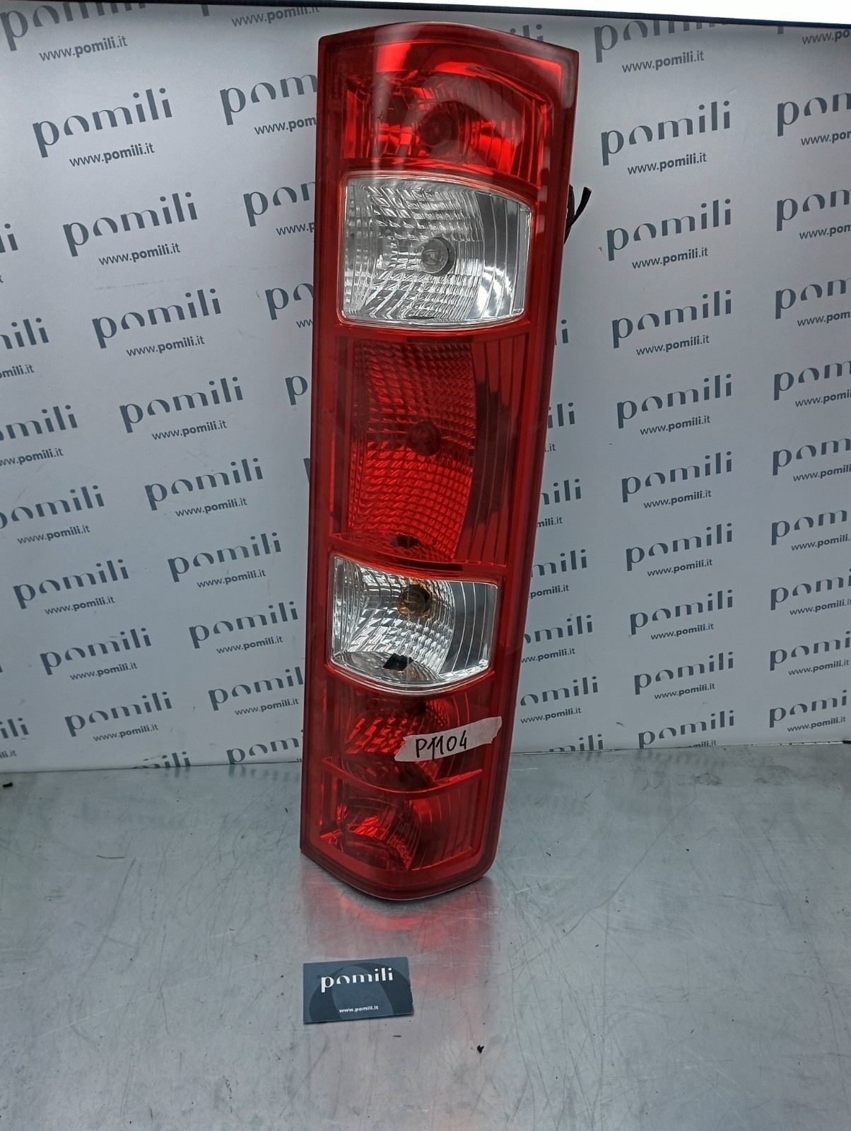 Pomili Fanaleria Fanale posteriore sinistro Iveco Daily IV 08-663-1906L-R usato