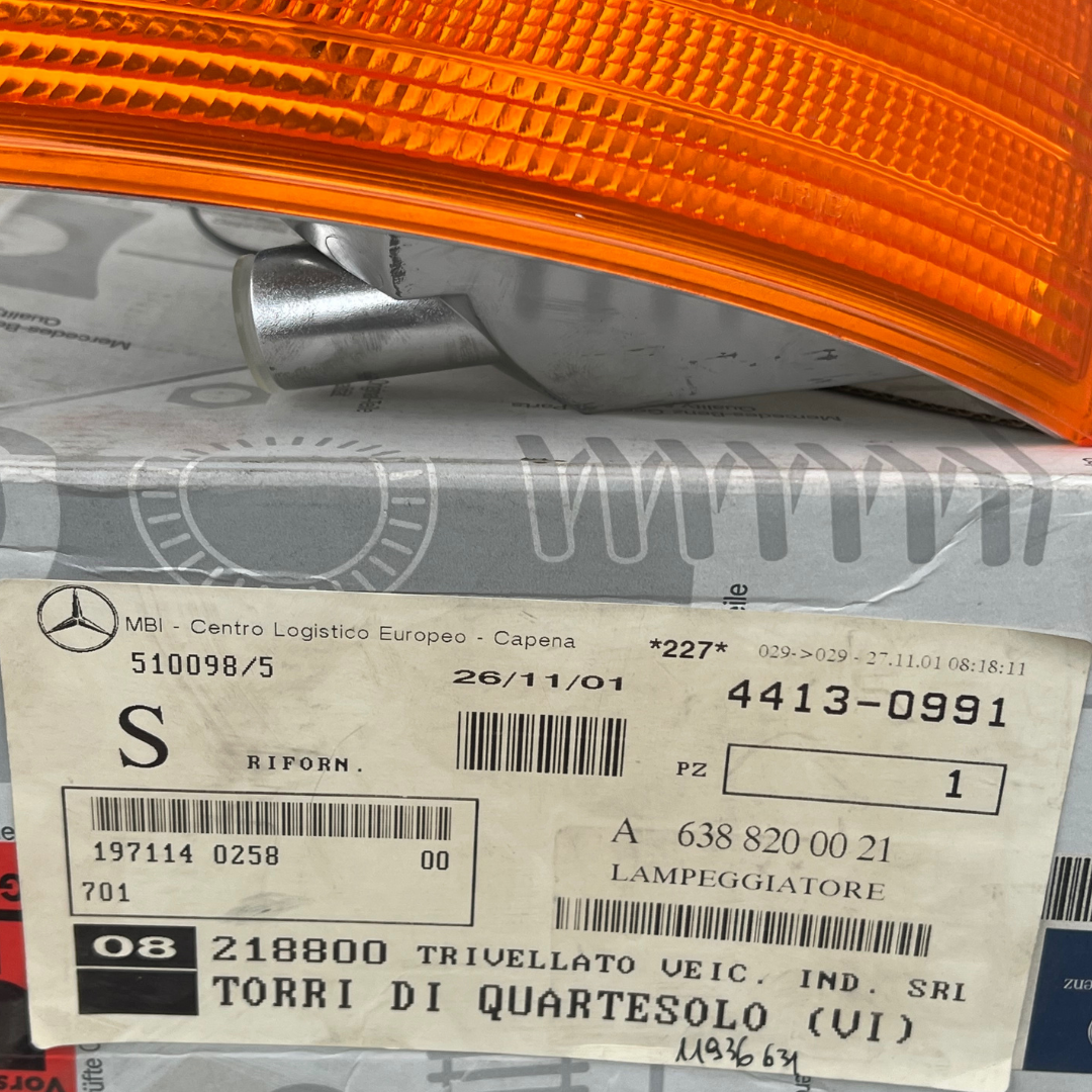 Sara Autoricambi Fanaleria Mercedes-Benz Vito indicatore di direzione sinistro