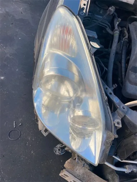 Pomili Fanaleria Toyota Corolla Verso proiettore destro