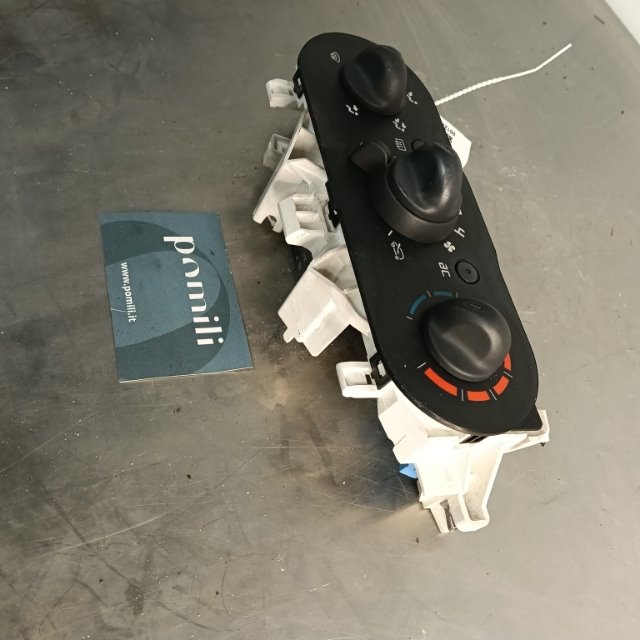 Pomili Climatizzazione Blocco comando climatizzazione Renault Twingo 2a Serie (06/07>02/12<)