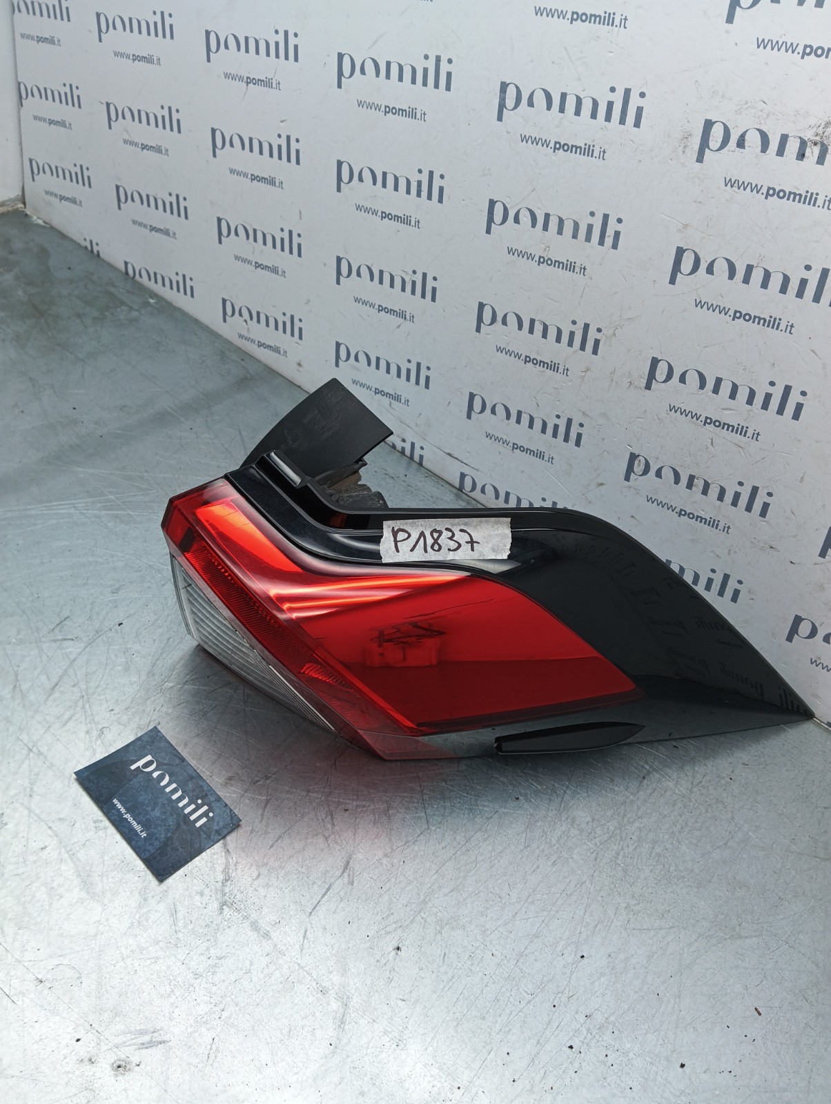Pomili Fanaleria Fanale posteriore destro Toyota Rav4 5ª serie 81550-42230 usato