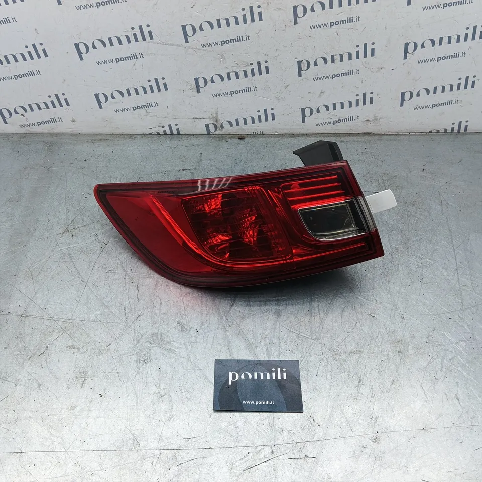 Pomili Fanaleria Fanale posteriore sinistro Renault Clio IV 265554091R usato