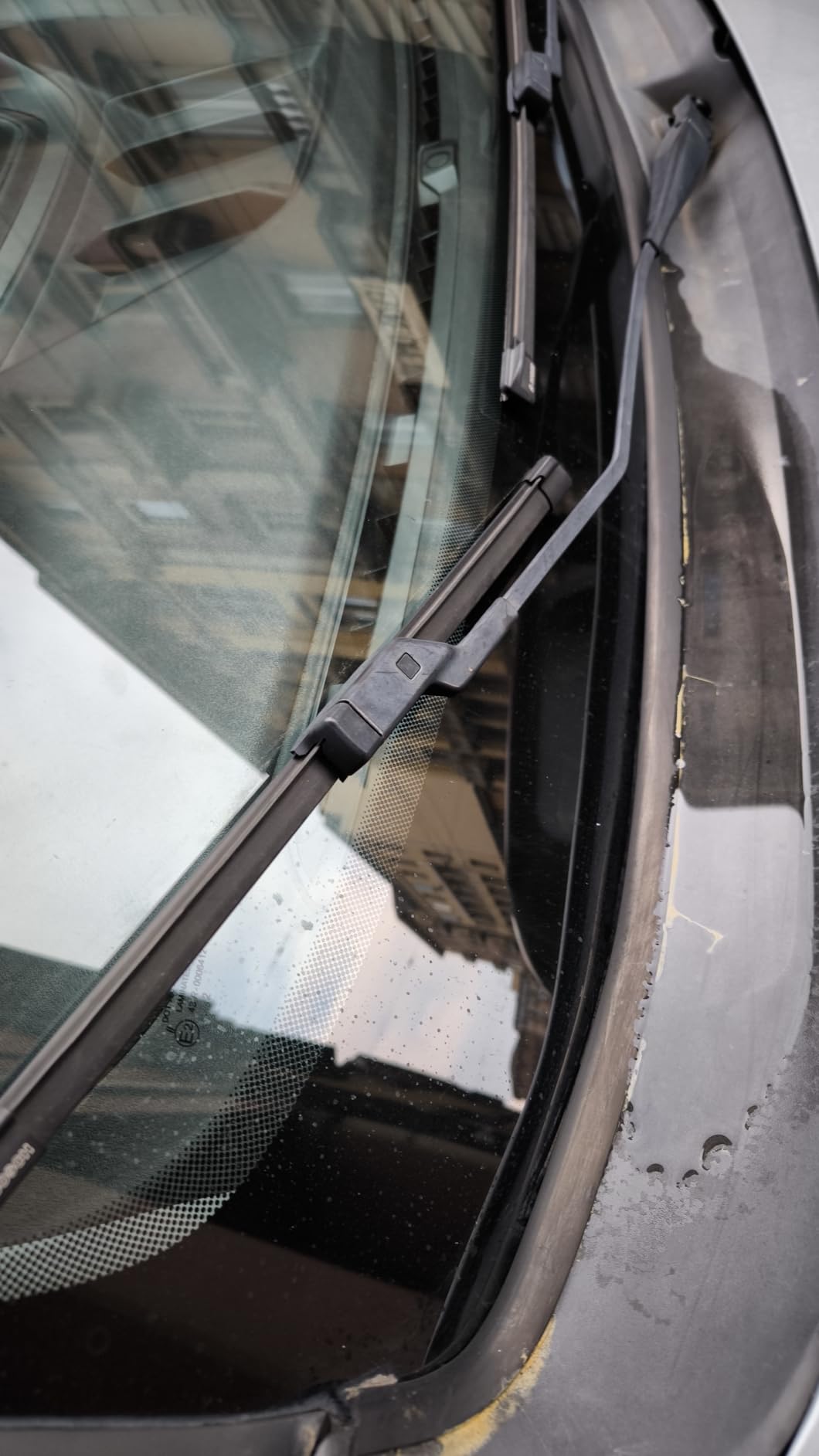 Bosch Spazzole tergicristallo Aerotwin A295S anteriori 600/400 mm