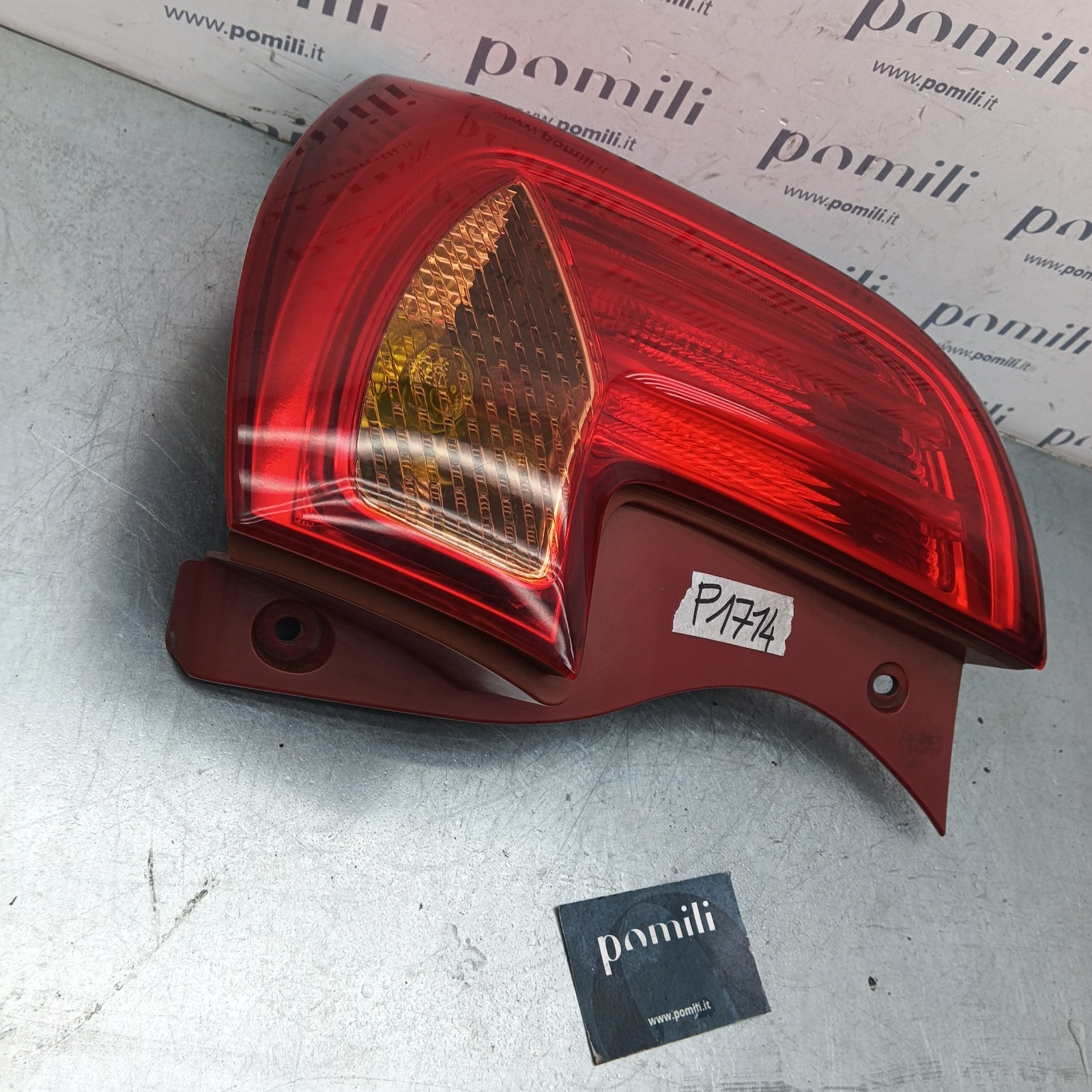 Pomili Fanaleria Fanale posteriore destro Kia Picanto II (2011-17) 92402-1Y0 usato