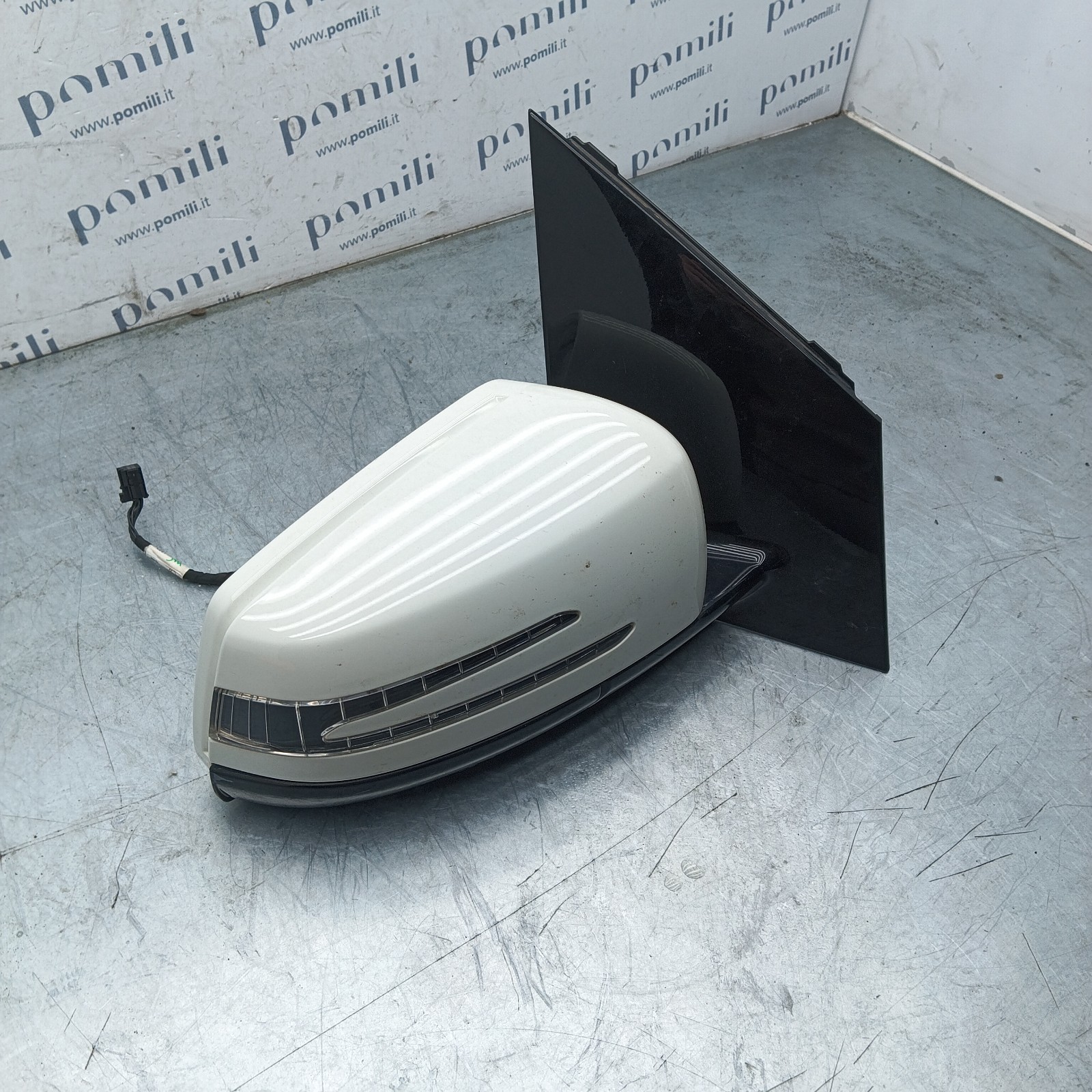 Pomili Cristalli specchietto Mercedes Classe B W246 destro 7 pin usato