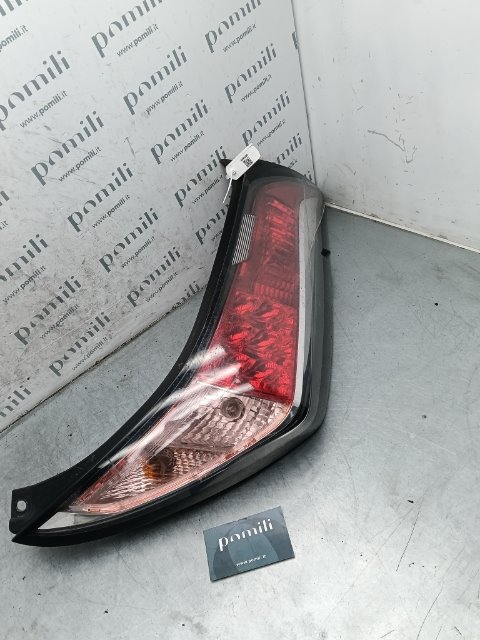 Pomili Fanaleria Toyota Aygo 2a Serie fanale posteriore destro