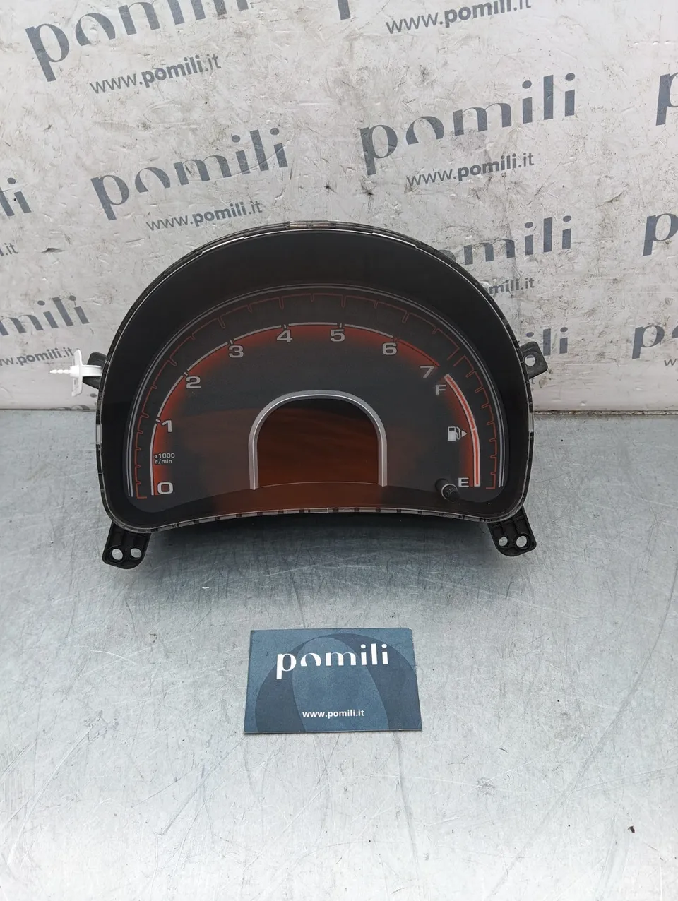 Pomili Rivestimenti interni e parti interne J00-3820010DB quadro strumenti DR Zero 2015-2019 usato