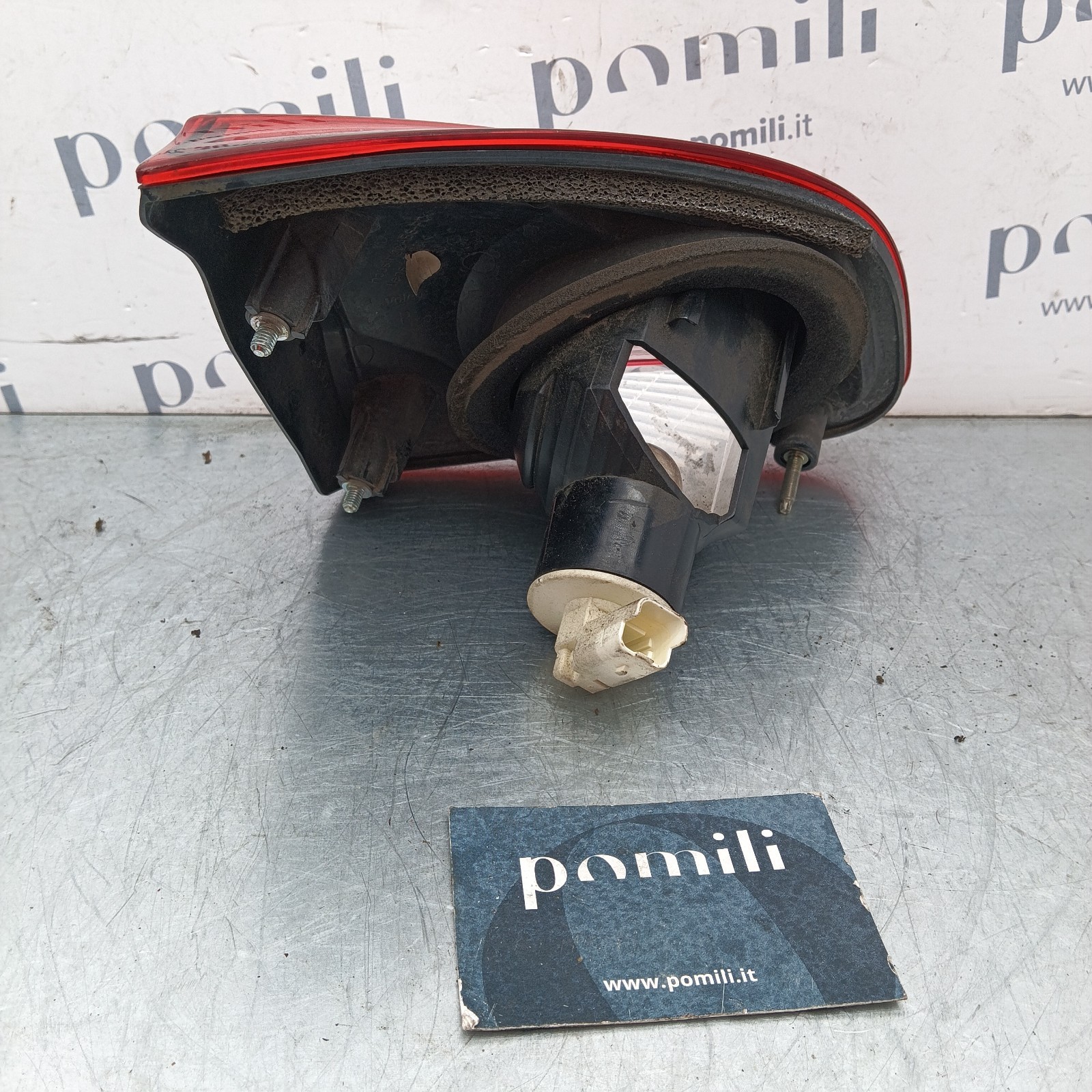 Pomili Fanaleria Fanale posteriore destro portellone Nissan Qashqai J10 89503209 usato