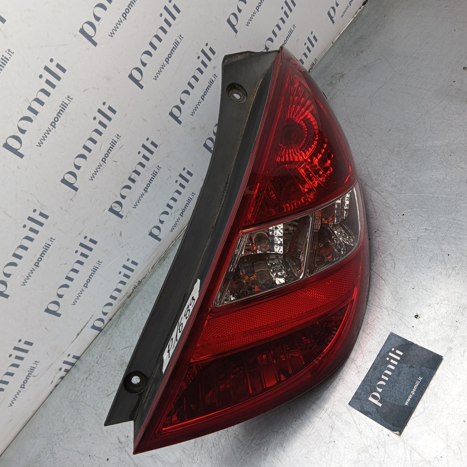 Pomili Fanaleria Hyundai i20 fanale posteriore destro usato