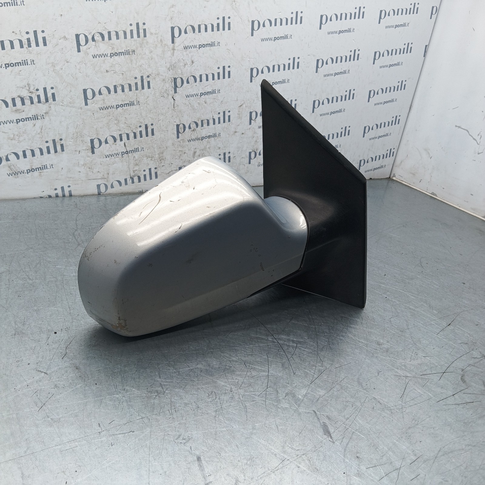 Pomili Cristalli Hyundai Matrix specchietto destro 5 pin usato