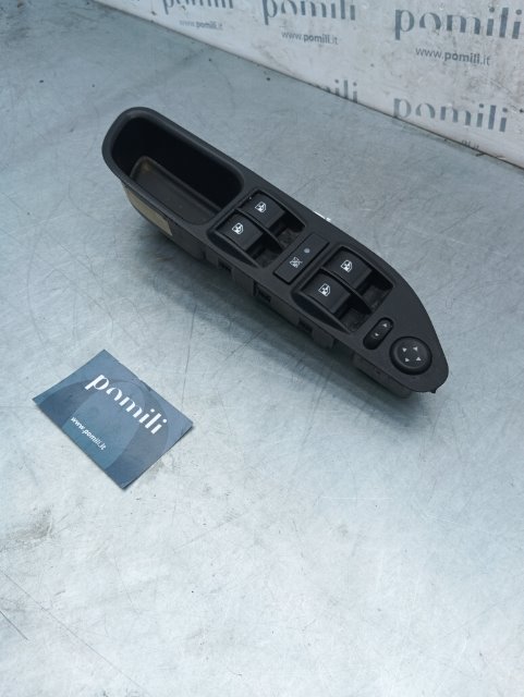 Pomili Rivestimenti interni e parti interne Blocco comandi alzacristalli e retrovisori Fiat Tipo 6J