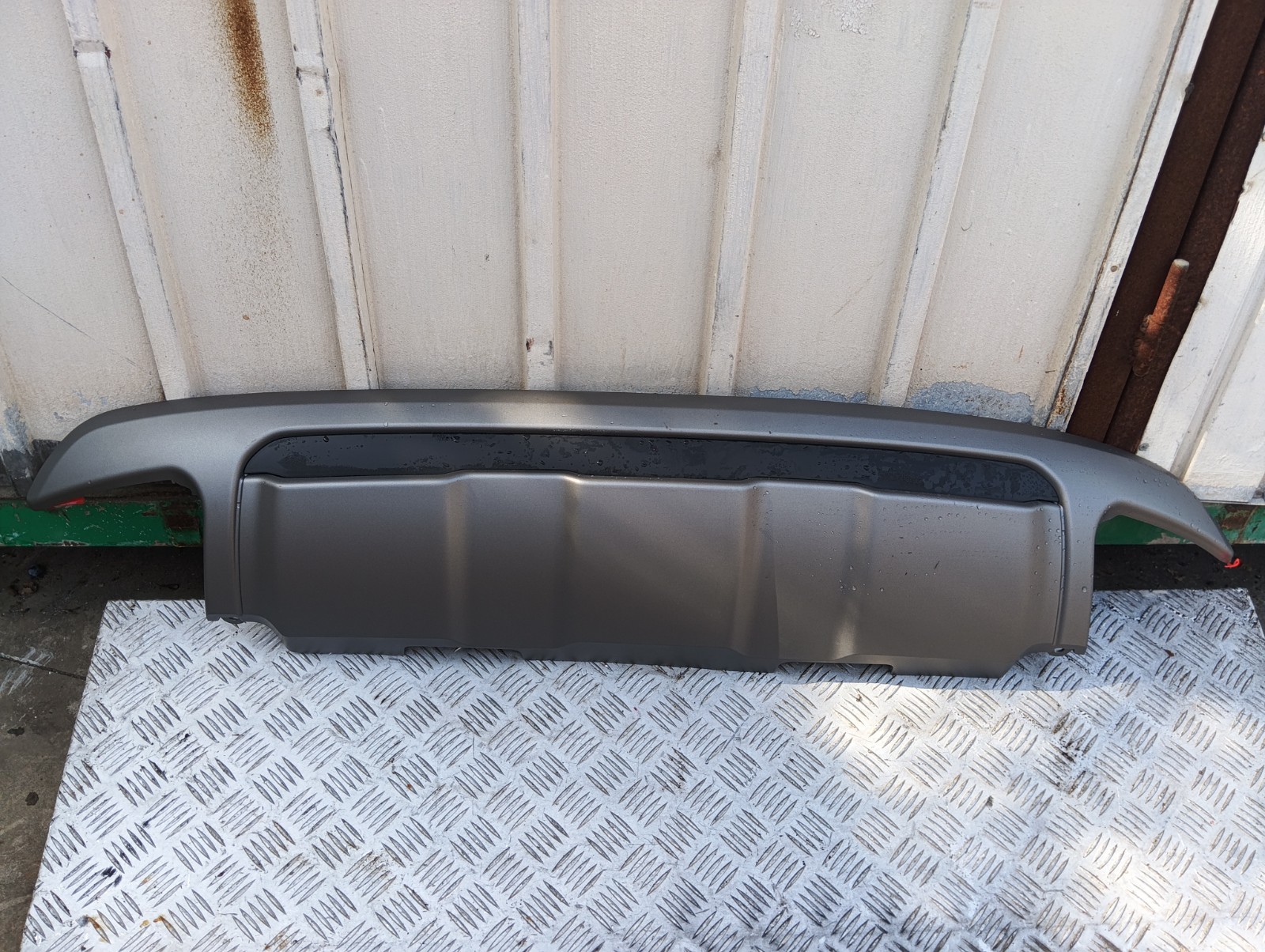 Pomili Paraurti posteriore Volvo XC60 modanatura inferiore 31373265 nuova