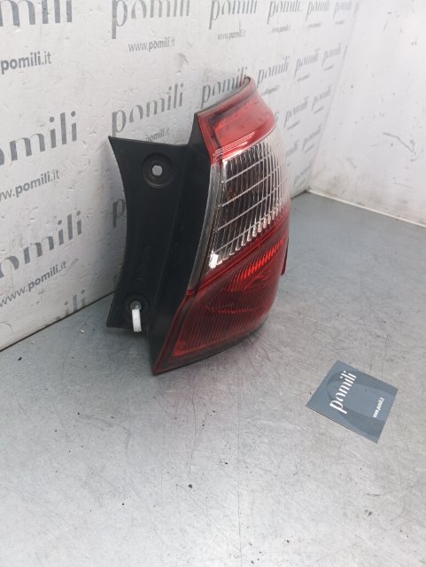 Pomili Fanaleria Nissan Qashqai (J10E/JJ10E) fanale posteriore esterno destro