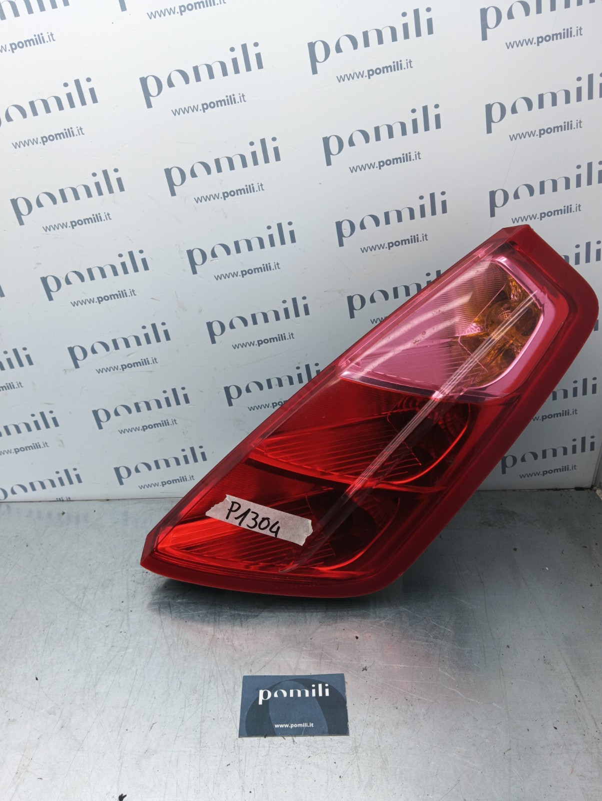 Pomili Fanaleria FIAT GRANDE PUNTO FANALE POSTERIORE DESTRO 517015900 usato