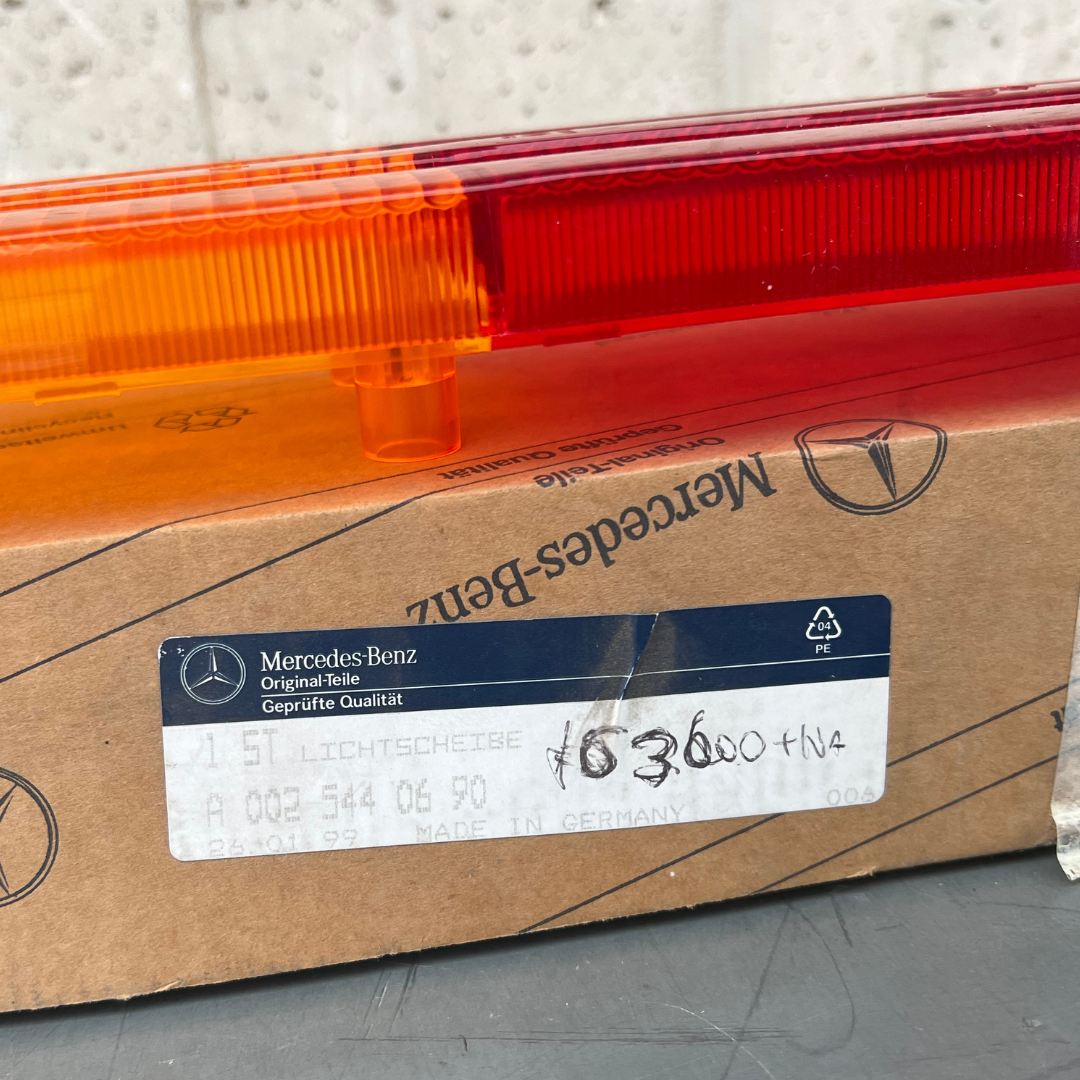 Sara Autoricambi Fanaleria LENTE FANALE POST ORIGINALE MERCEDES BENZ VARIO (96) A0025440690 lente posteriore