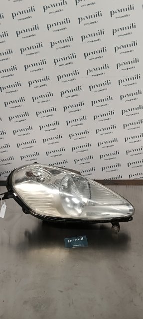 Pomili Fanaleria Proiettore SX FIAT GRANDE PUNTO (2Y) (06/05>12/08<) usato