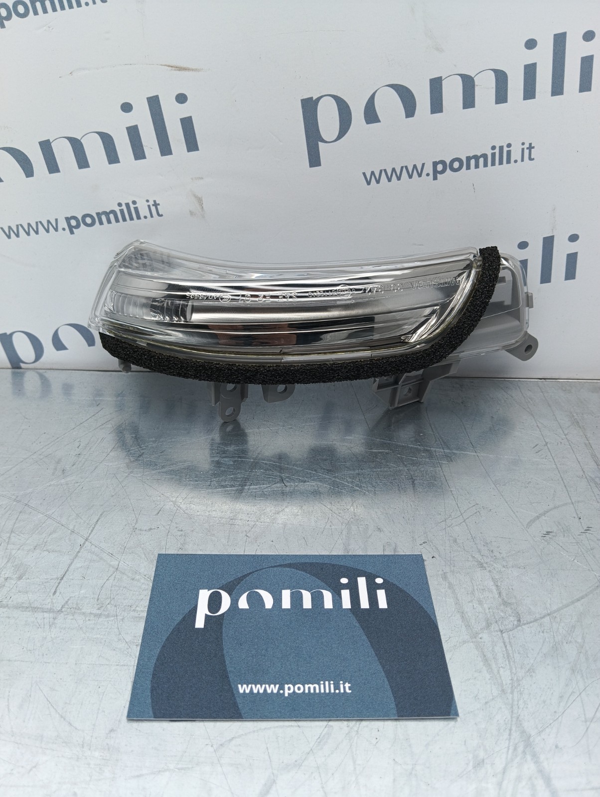 Pomili Fanaleria Freccia specchietto retrovisore sinistro Toyota Avalon (2011-2012) 81740-30130 nuova