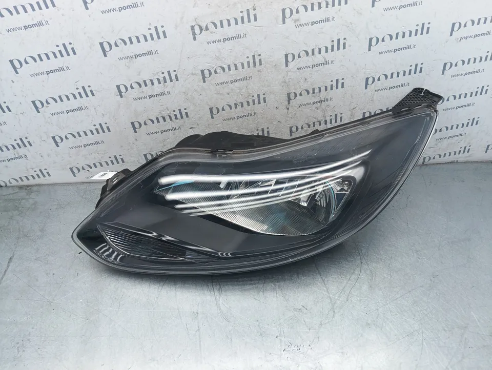 Pomili Fanaleria Faro anteriore sinistro Ford Focus III 1482114822 usato opacizzato