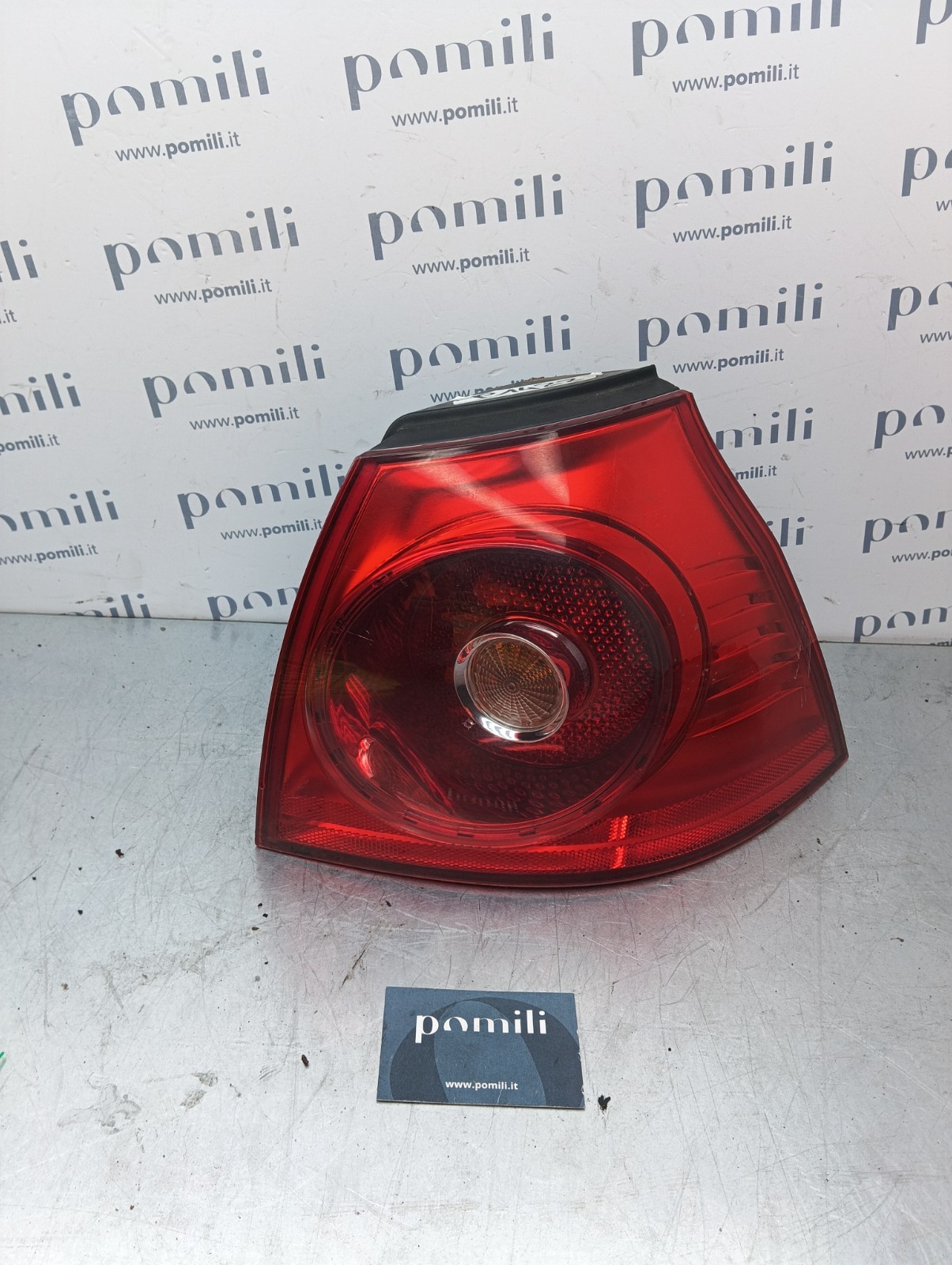Pomili Fanaleria Volkswagen Golf V fanale posteriore destro OEM 28492202
