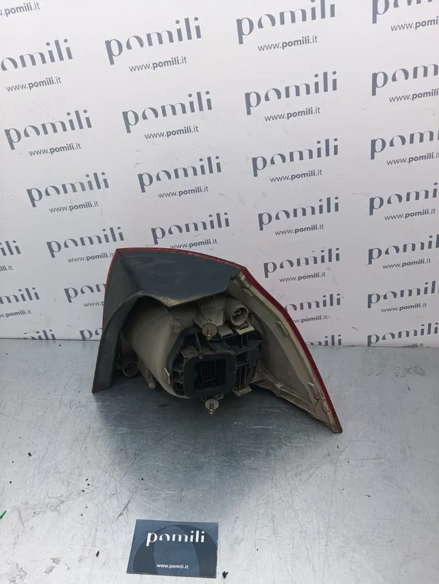 Pomili Fanaleria Fanale posteriore Volkswagen Golf V 28492102 sinistro usato
