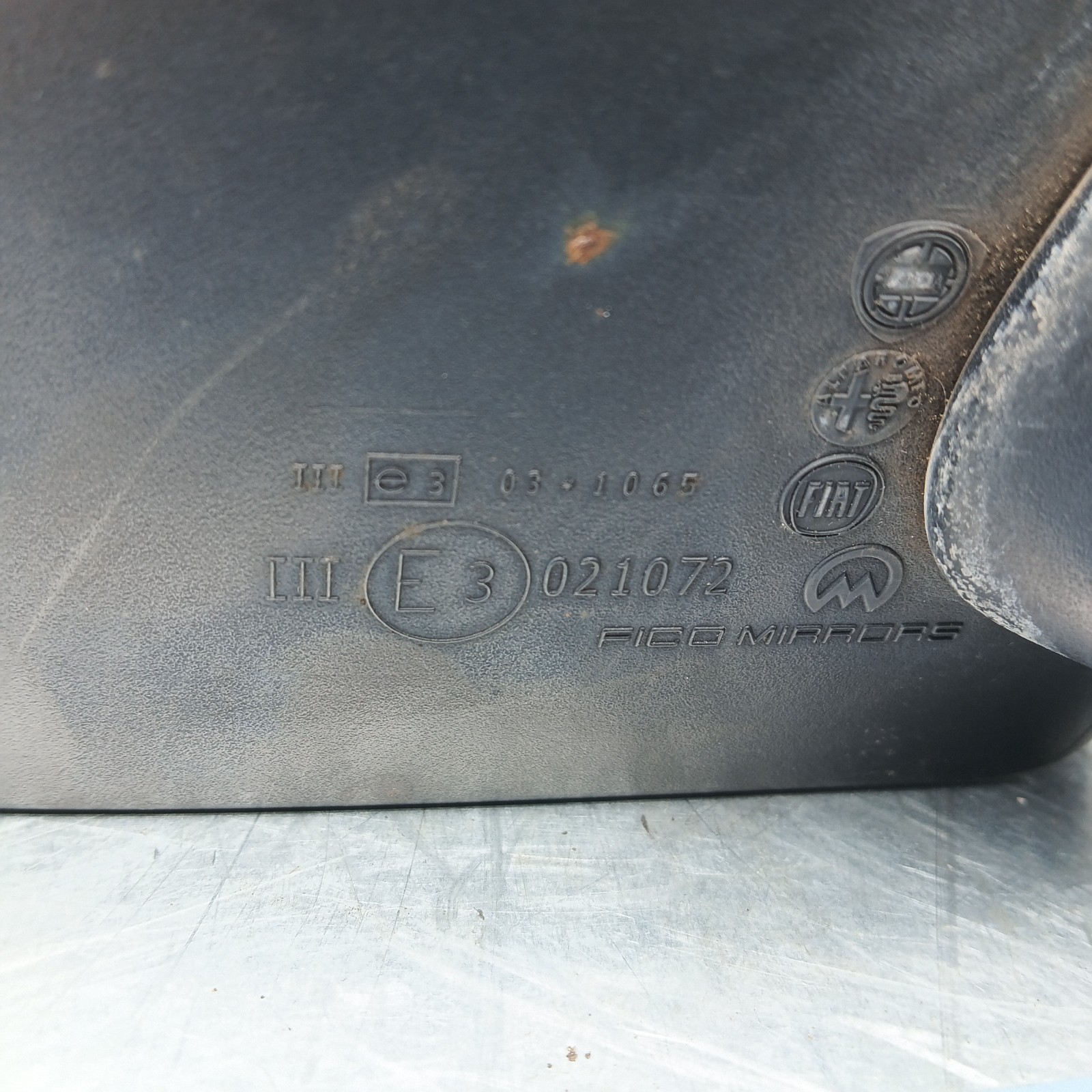 Pomili Cristalli Specchietto retrovisore manuale destro Fiat Panda 169 (2003-2012) 01704811600 usato