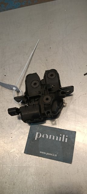 Pomili Lamierati esterni Serratura portello posteriore Dacia Duster