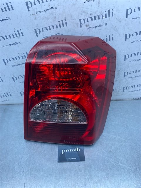 Pomili Fanaleria Dodge Caliber fanale posteriore destro