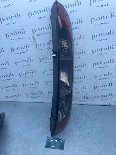 Pomili Fanaleria Fanale posteriore destro Opel Corsa X01