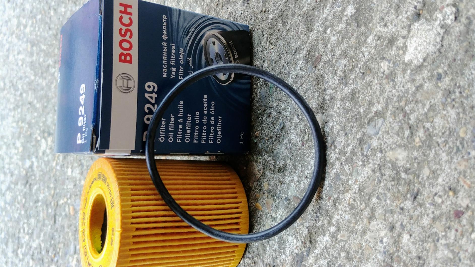 Bosch 1457429249 filtro olio motore elemento filtrante