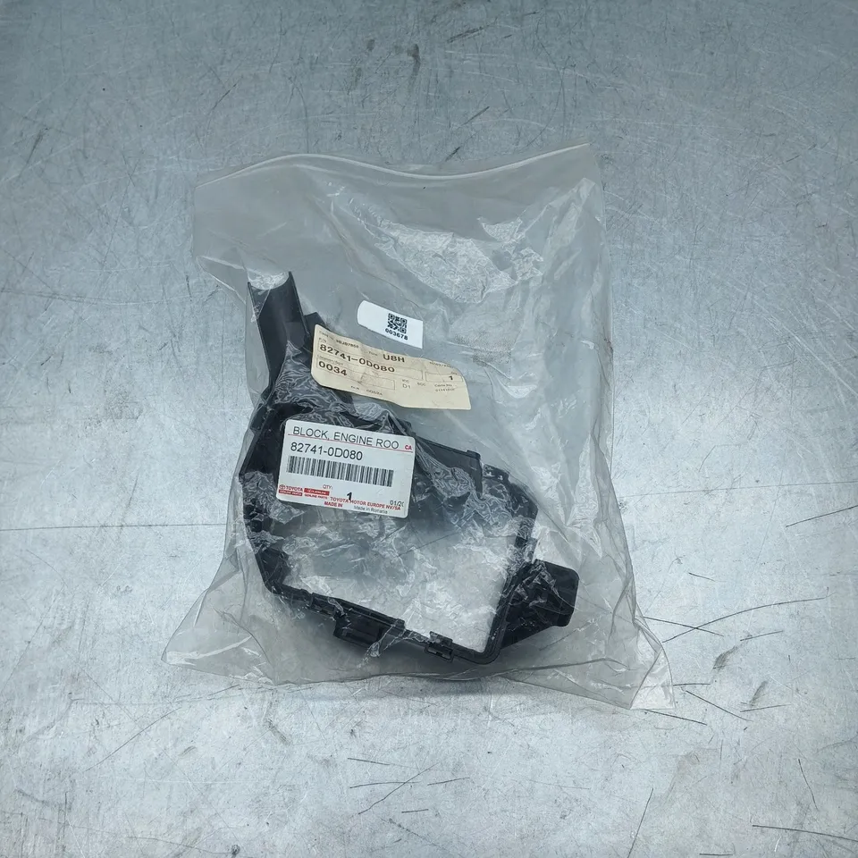 Pomili Motorini avviamento, alternatori, ECU e cavi Blocco relè vano motore Toyota Yaris III (2015-2018) 82741-0D080 blocco relè