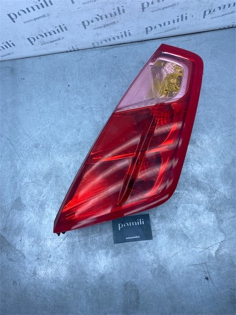 Pomili Fanaleria fanale posteriore Fiat Grande Punto destro