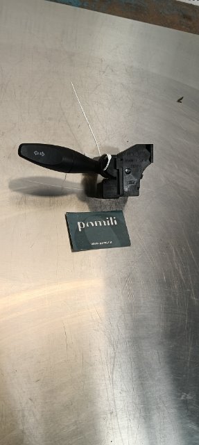 Pomili Motorini avviamento, alternatori, ECU e cavi Intermittenza frecce FORD FOCUS (CAK)