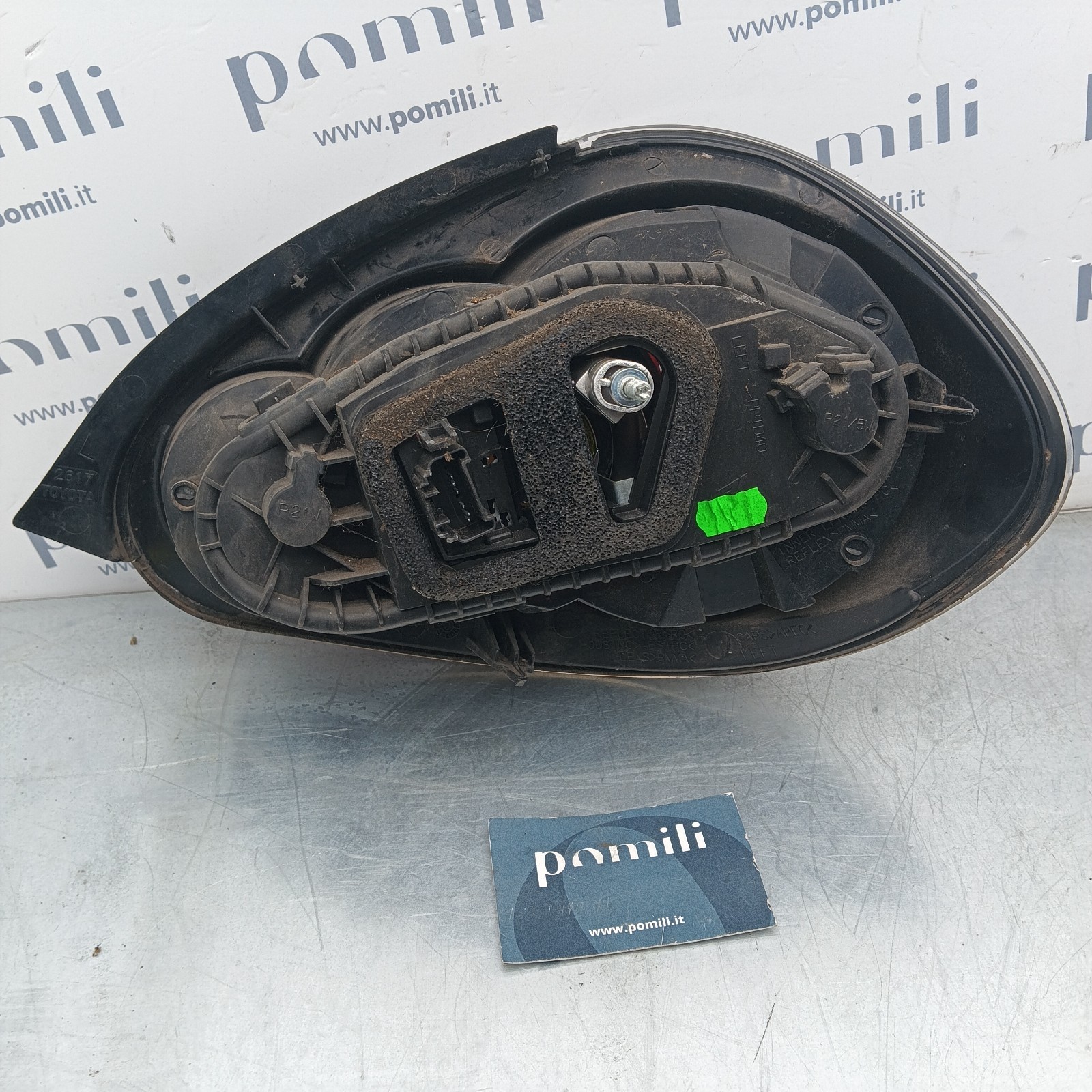 Pomili Fanaleria fanale Toyota Aygo sinistro 81560-0H070 usato
