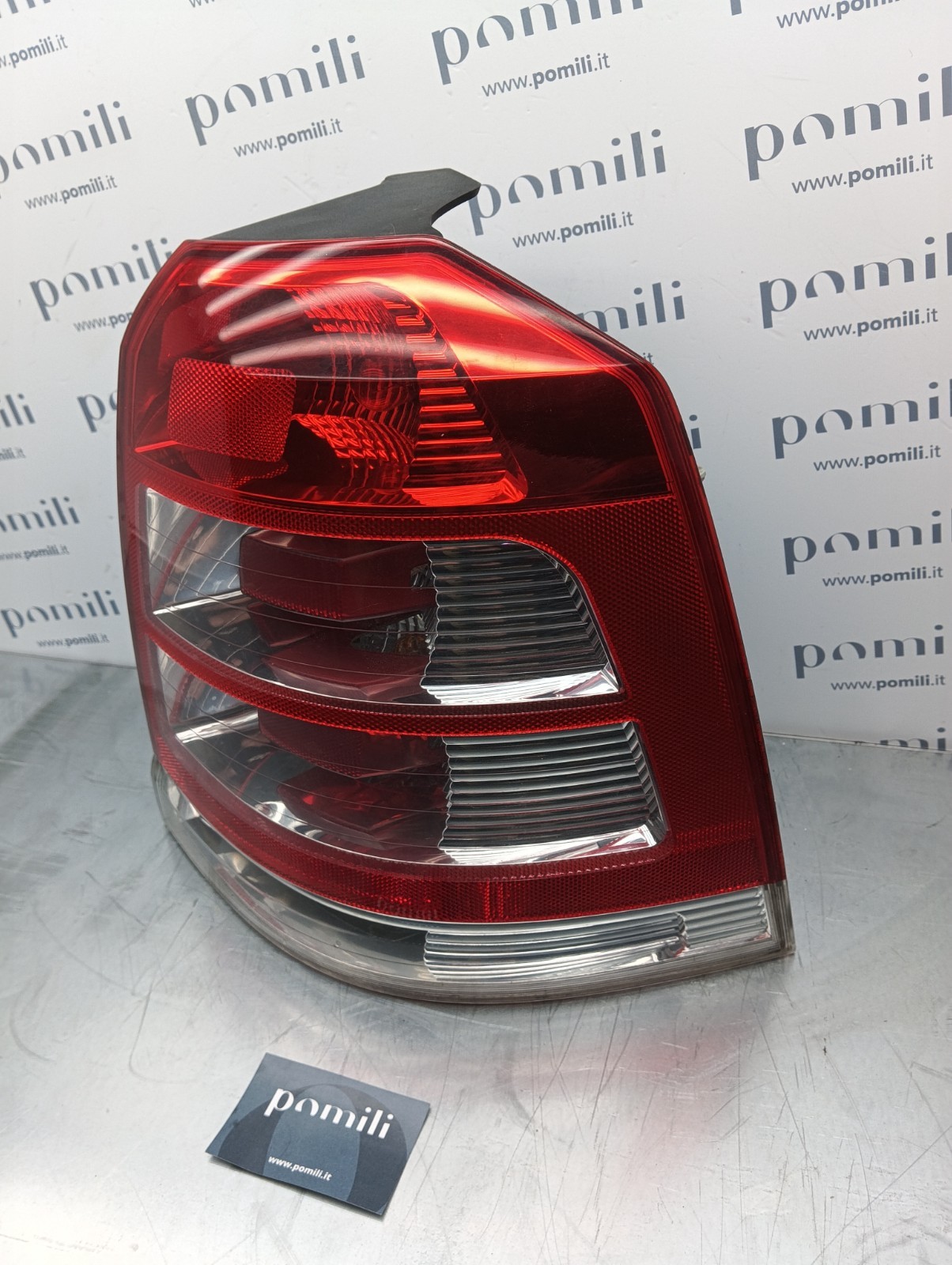 Pomili Fanaleria Opel Zafira B fanale posteriore destro 13305775 usato