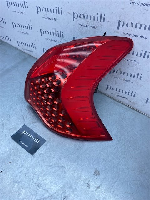 Pomili Fanaleria fanale posteriore esterno destro Peugeot 3008
