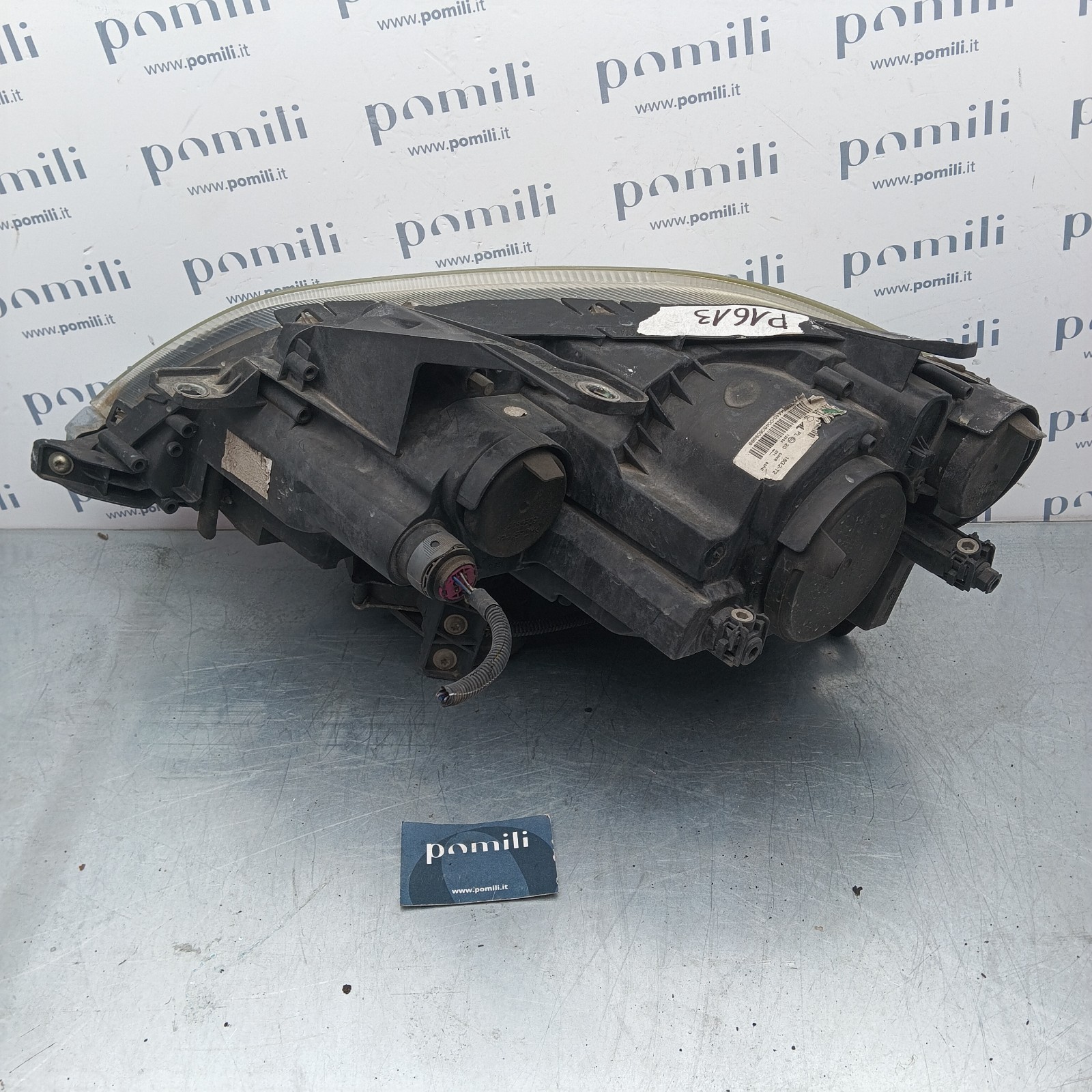 Pomili Fanaleria Faro anteriore sinistro Lancia Delta III 46090757 usato